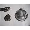Image 4 : 1991 Guns And Roses Pin plus (2) Key Chains Plus Bottle Opener