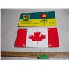 Image 1 : Sask Plus Canada Plastic Collector Plates