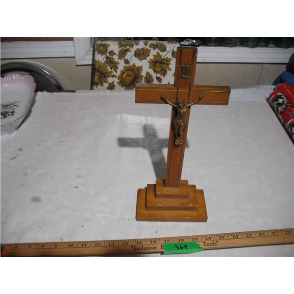 Vintage Crucifix w/ Steps (13 1/2" Tall)