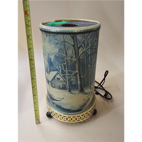 1937 Snow Scene Econolite Corp Motion Lamp.  Light/Bulb Works, Shade has Damage