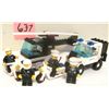 Image 5 : Vintage 1986 Lego #6386 POLICE COMMAND BASE 358 pc