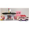 Image 2 : Vintage 1987 Lego #1497 PITSTOP & CREW – Town Race