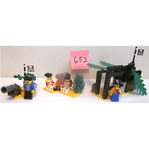 Vintage 1994 Lego Pirate Set #1729 BARNACLE BAY