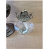Image 2 : (2) Oil Lamps (1) Screw Top and Chimney