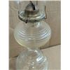 Image 4 : Vintage Clear Glass Oil Lamp W/ Chimney