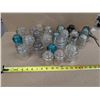 Image 6 : Lot of Vintage Clear, Blue, and etc. insulators
