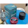 Image 5 : Lot of Misc. (Tins, Dish ware, Décor, and etc.)