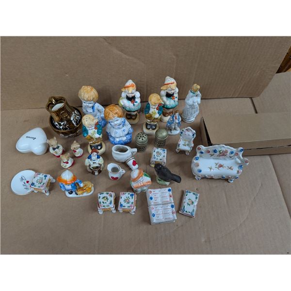 Lot of Vintage Porcelain Décor, S+P, and etc.