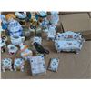 Image 5 : Lot of Vintage Porcelain Décor, S+P, and etc.