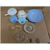 Image 1 : Lot of Vintage Pyrex/Fire King Dishware and etc.
