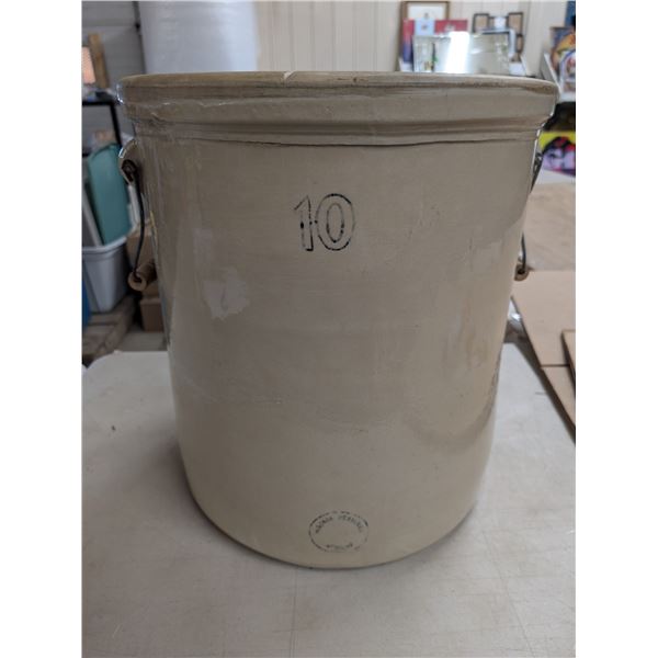 10 Gal (2) Handle Crock