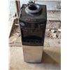 Image 1 : Water cooler- untested