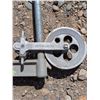 Image 2 : Vintage Weight Aluminum Clothesline Elevator