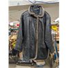 Image 1 : Vintage Made in Canada Lesfourrues Nobel Furs Size M Coat