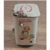 Image 5 : Vintage 1950's Tin Toy Washing Machine.