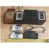 Image 1 : Lots of Vintage Cameras.