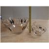 Image 1 : Vintage Mid-Century Modern Federal Glass large serving bowl featuring the Harlequin pattern with bla