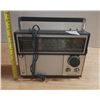 Image 1 : Vintage Realistic Patrolman SW-60 multi-band radio. (Working)