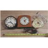 Image 1 : Collection of vintage items features mid-century timepiece designs from the 1940s and 1950s. (Untest