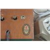 Image 6 : Collection of vintage items features mid-century timepiece designs from the 1940s and 1950s. (Untest