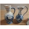 Image 4 : Collection of vintage Dutch Delft Blue ceramic pieces.