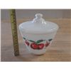 Image 1 : Vintage Fire King milk glass grease jar in the Cherry and Apple pattern with its lid.