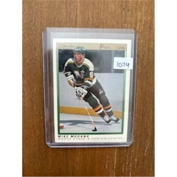 Mike Modano - Rookie Card