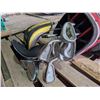 Image 3 : Super S Golf Club Bag w/ Drivers and Clubs and etc.