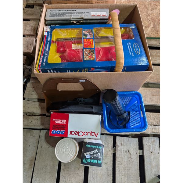 Lot of BBQ Related Items (Grill Rocks, BBQ Set, and etc.)