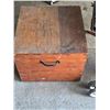Image 2 : Kids stroller and wood storage box