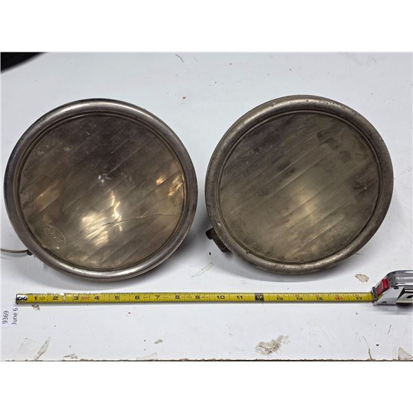 2 vintage ford headlights- 1 has a crack