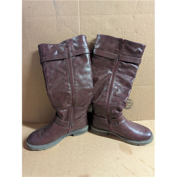 Red Magenta Tender Tootsies Size 9 Boots