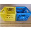 Image 1 : 2 milk crates