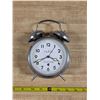 Image 1 : Vintage alarm clock- untested