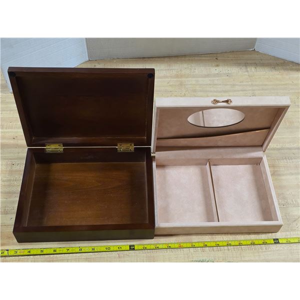 2 jewelry boxes