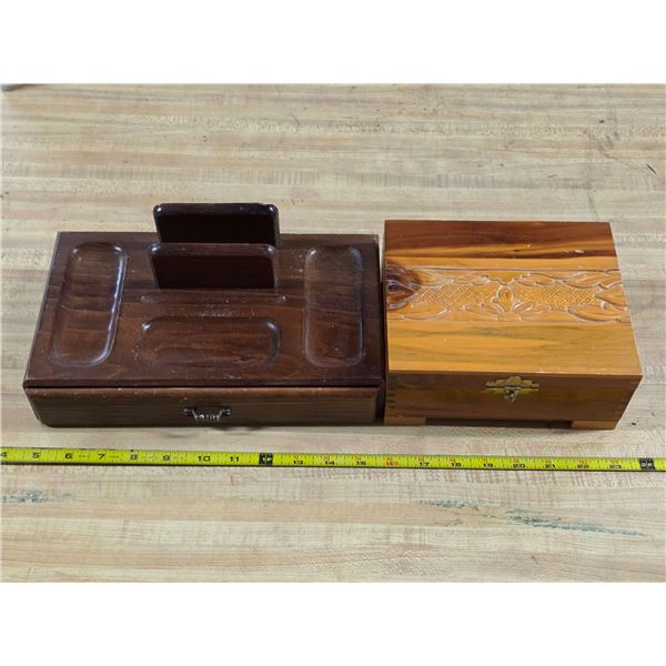 2 jewelry boxes