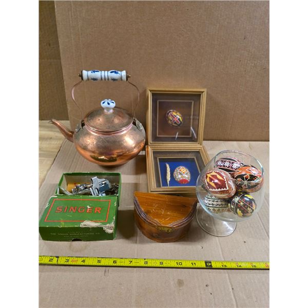 Lot of various décor items- tea pot, eggs
