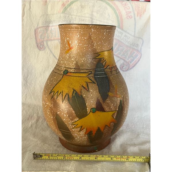 Vase.