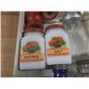 Image 6 : Lot of vintage salt and pepper shakers.