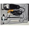 Image 2 : Electric carving knife and home grooming kit