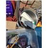 Image 6 : Pallet of misc items- 2 wheelers