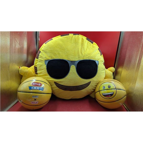 Large Emoji Plush Toy & 2 Emoji Basketballs