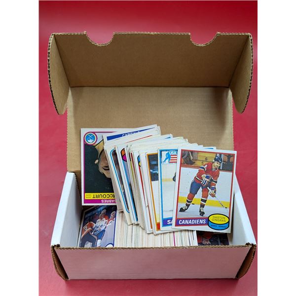 Lot of Assorted 92/93 Hockey Cards