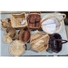 Image 2 : Basket Lot