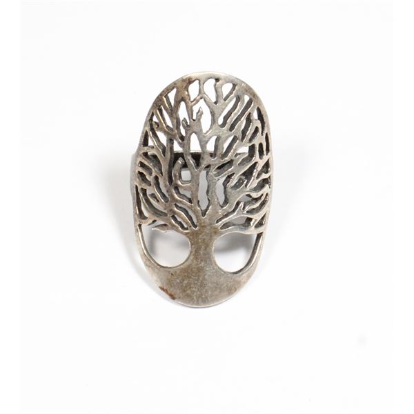 6.20 GRAMS .925 SILVER LARGE TREE RING