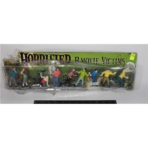 ACCOUTREMENTS HORRIFIED B-MOVIE VICTIM SET