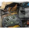 Image 3 : ALIEN RACERS VINTAGE RC DAMAGED BOX