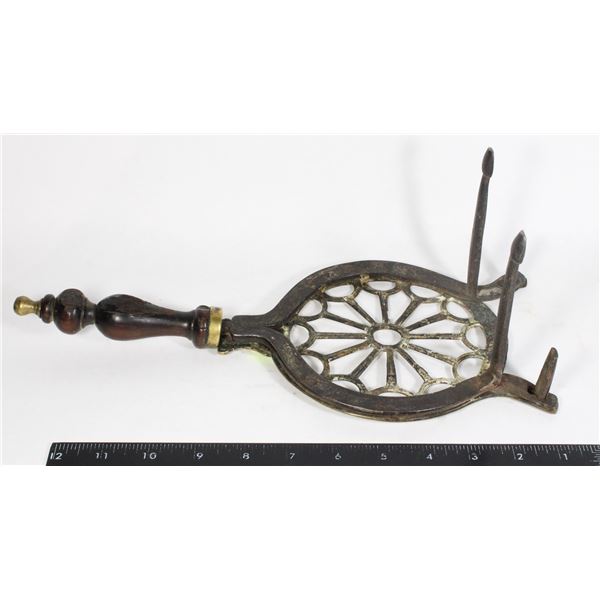 ANTIQUE SOLID BRASS WITH WOOD HANDLE TEAPOT HOLDER