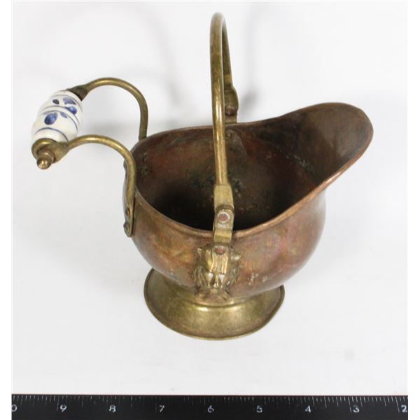 ANTIQUE COPPER KETTLE WITH PORCELAIN HANDLE