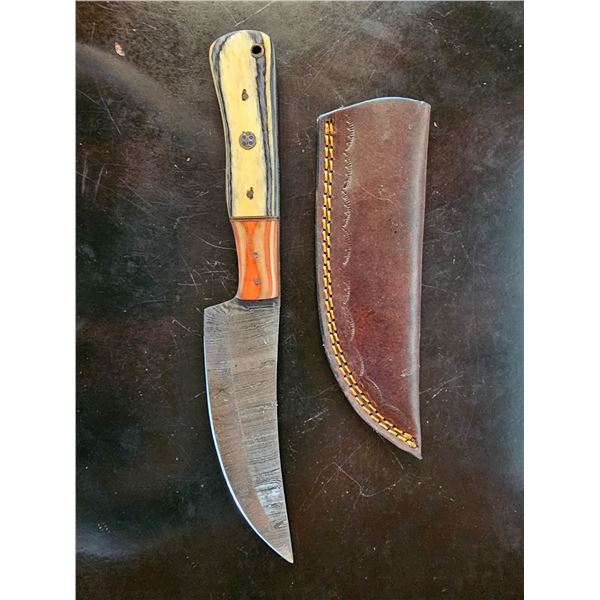 Hand Forged Damascus Steel Knife w/ Leather Sheath
